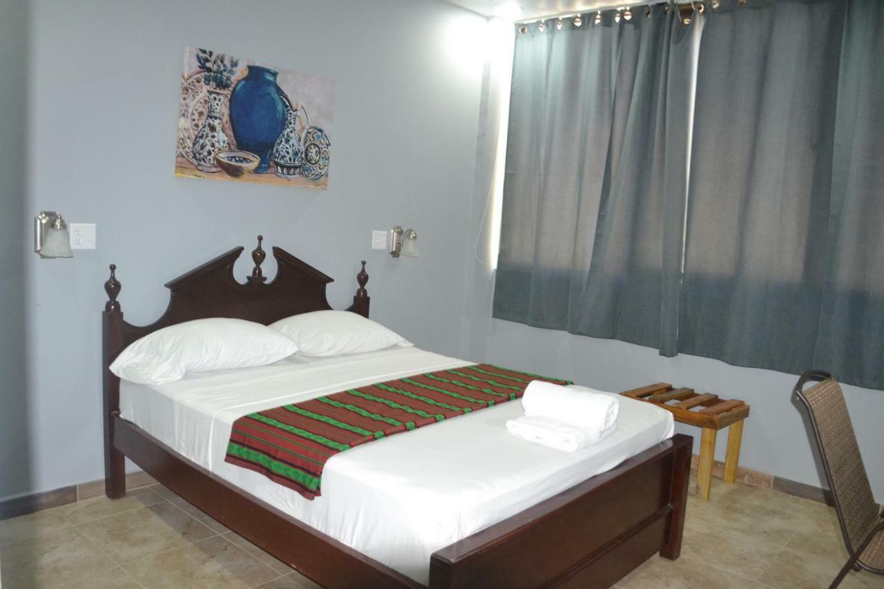 Maya Bella Downtown Hotel San Ignacio Zewnętrze zdjęcie